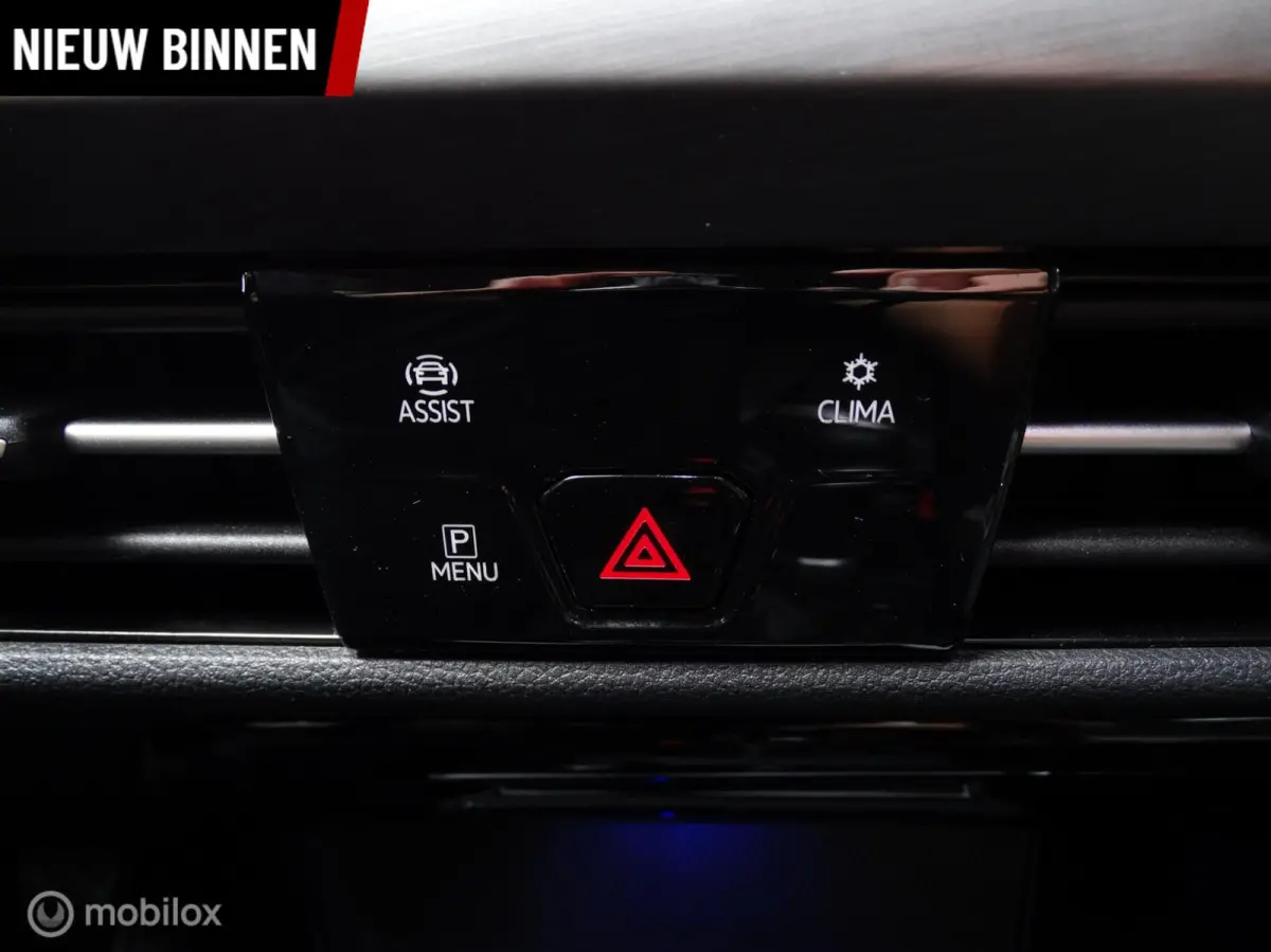 1.5 TSI Style | Camera | Ambient