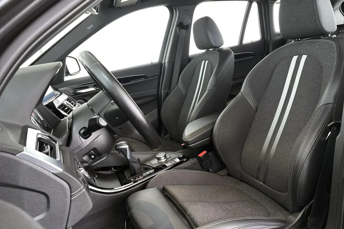 xDrive25e M Sport Stoelverwarming LED Sportstoelen Navi