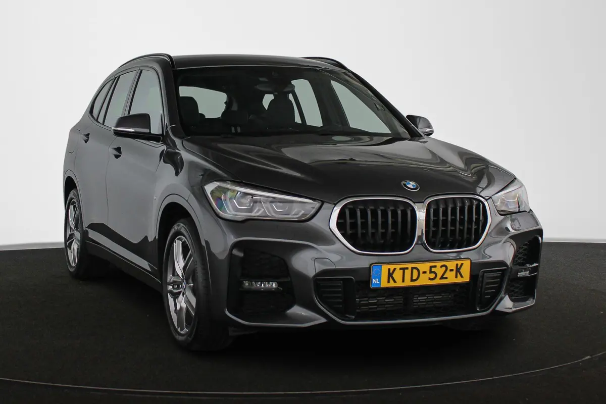 xDrive25e M Sport Stoelverwarming LED Sportstoelen Navi