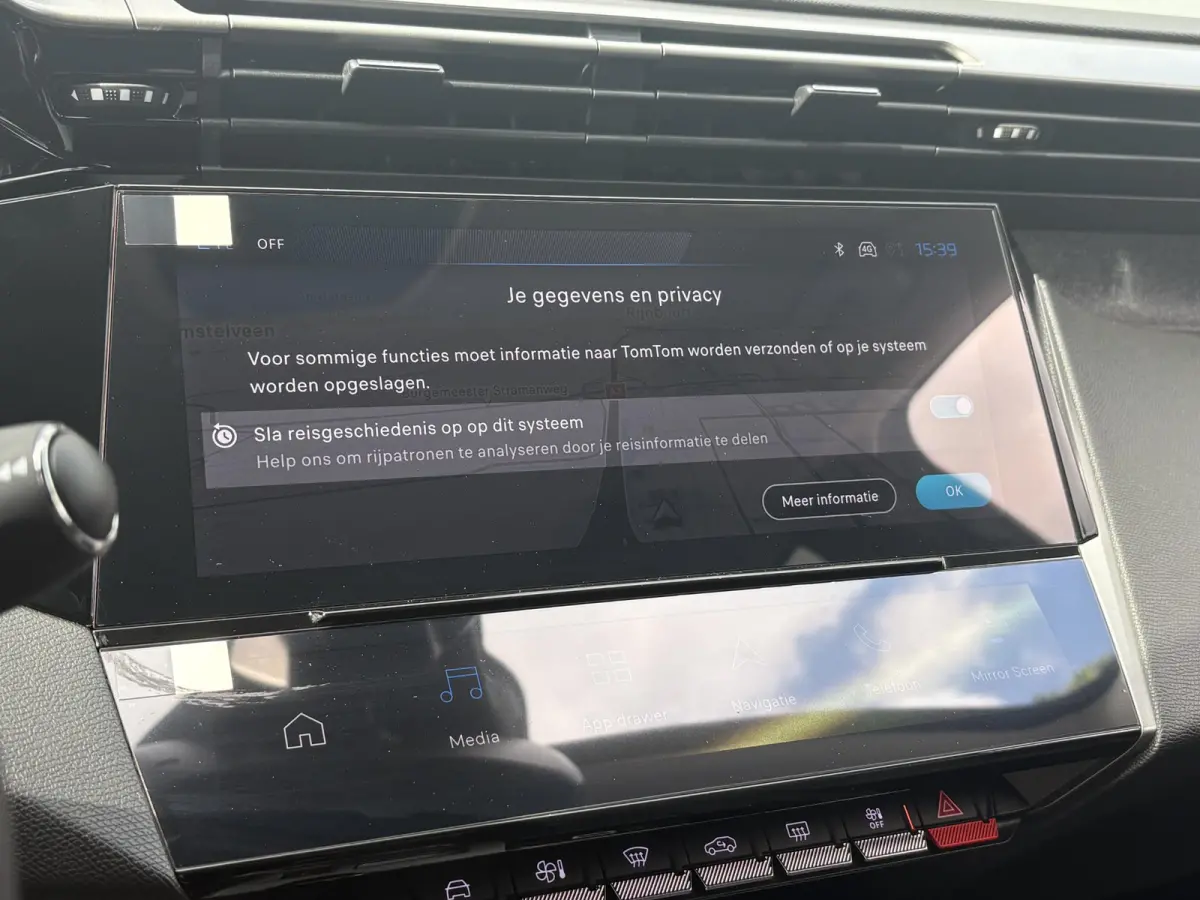 Allure EV 54 kWh | Camera | Cruise Control | Navigatie | Keyless entry | Apple carplay/Android Auto