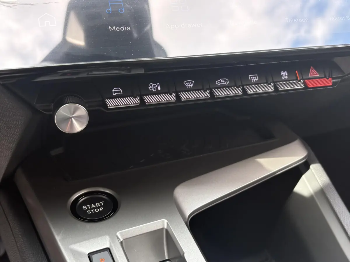 Allure EV 54 kWh | Camera | Cruise Control | Navigatie | Keyless entry | Apple carplay/Android Auto