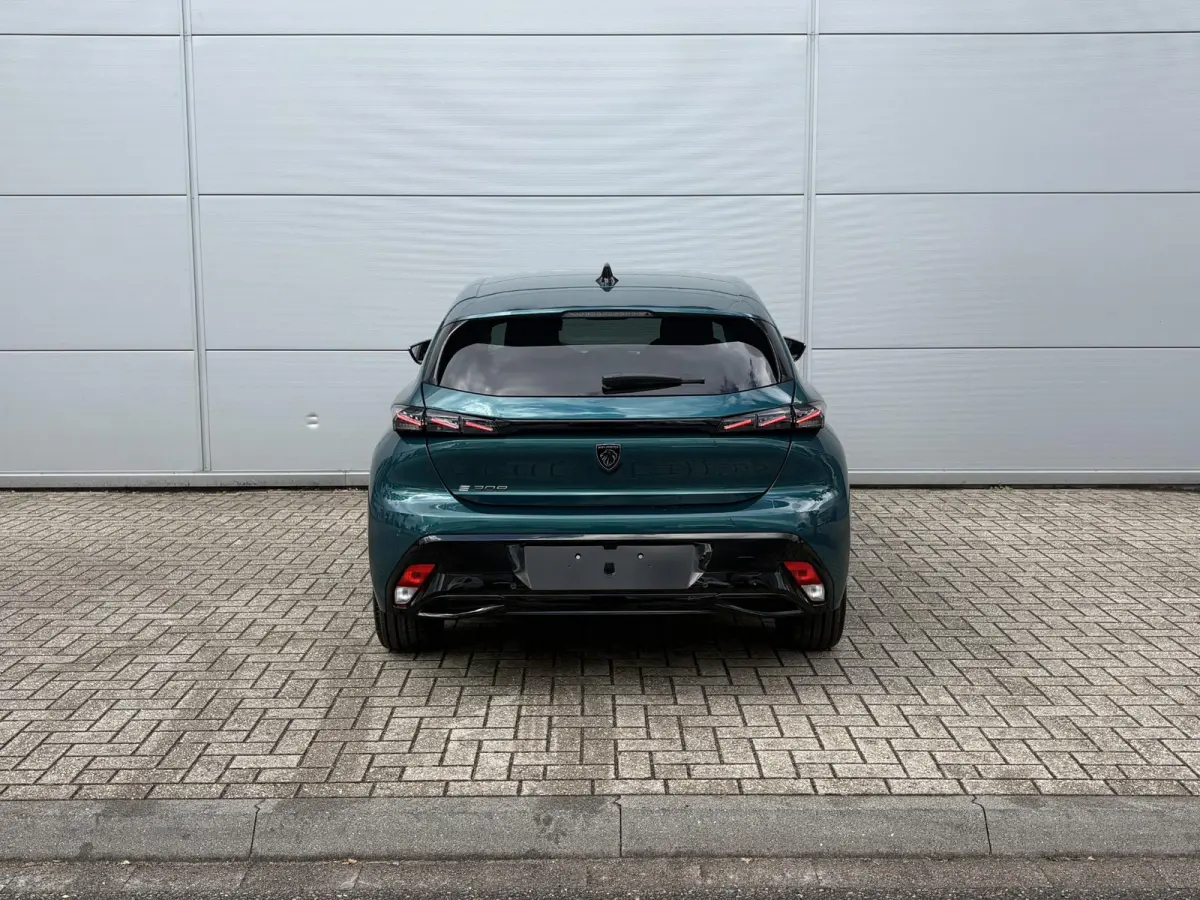 Allure EV 54 kWh | Camera | Cruise Control | Navigatie | Keyless entry | Apple carplay/Android Auto