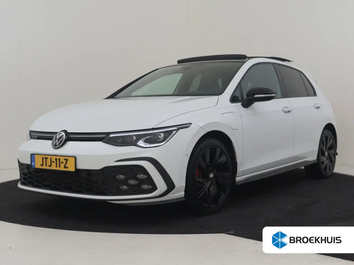 1.4 eHybrid GTE 245PK DSG/AUTO | elektr glazen pano-dak | Camera | Matrix-LED | App connect | Cruise control adapt | Stoel/stuurverw | Climate control | Keyless | DAB | 18"LMV