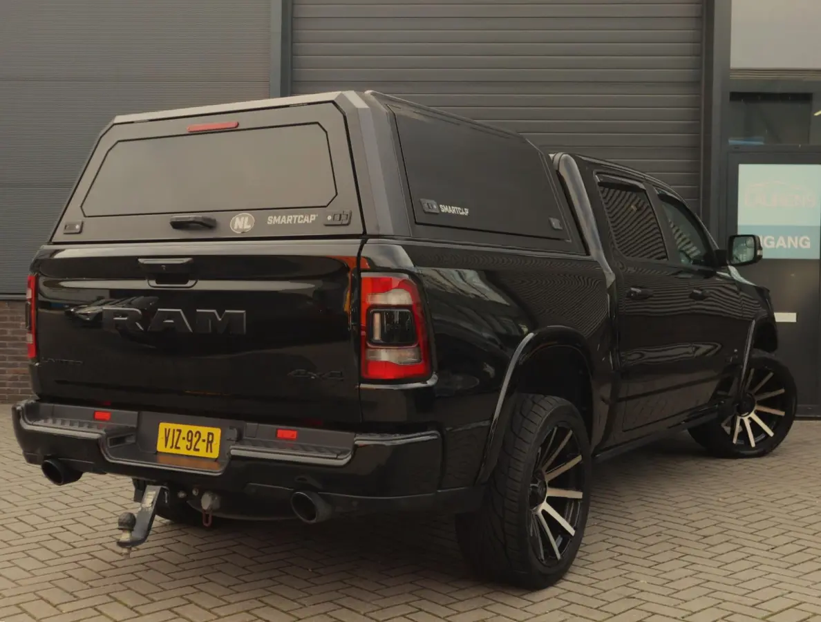 1500 5.7 V8 4x4 Crew Cab Limited | Luchtvering| H+K | Off-Road-pakket | LPG | Full options