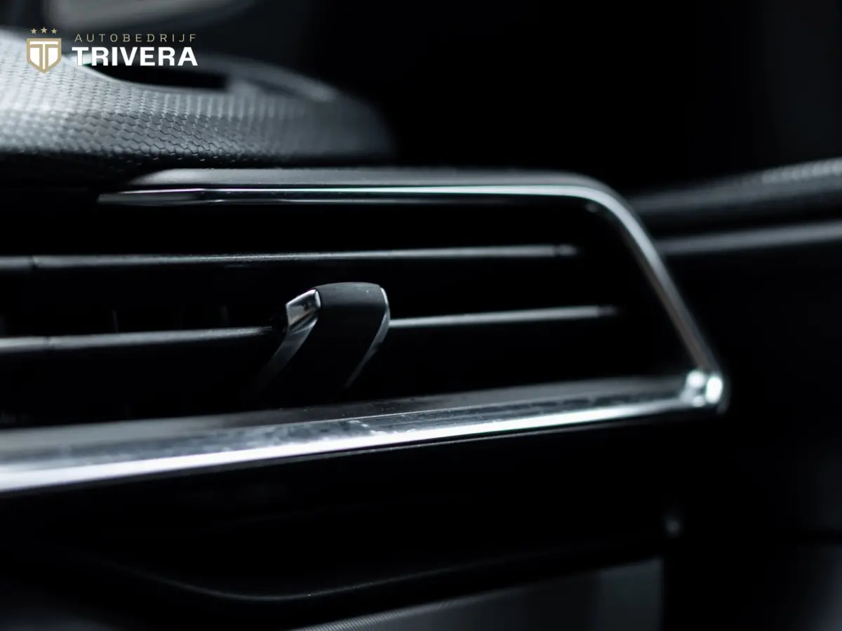 Co 1.5 l SoH 96% l PANO l 360°camera l INFINITY Sound l Zwrt Hemel l 1ste eig. l BTW Auto l CARPLAY