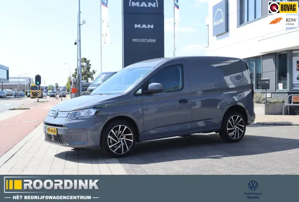 2.0 TDI 122 pk Style, bumpers in kleur, PDC, cruise etc.