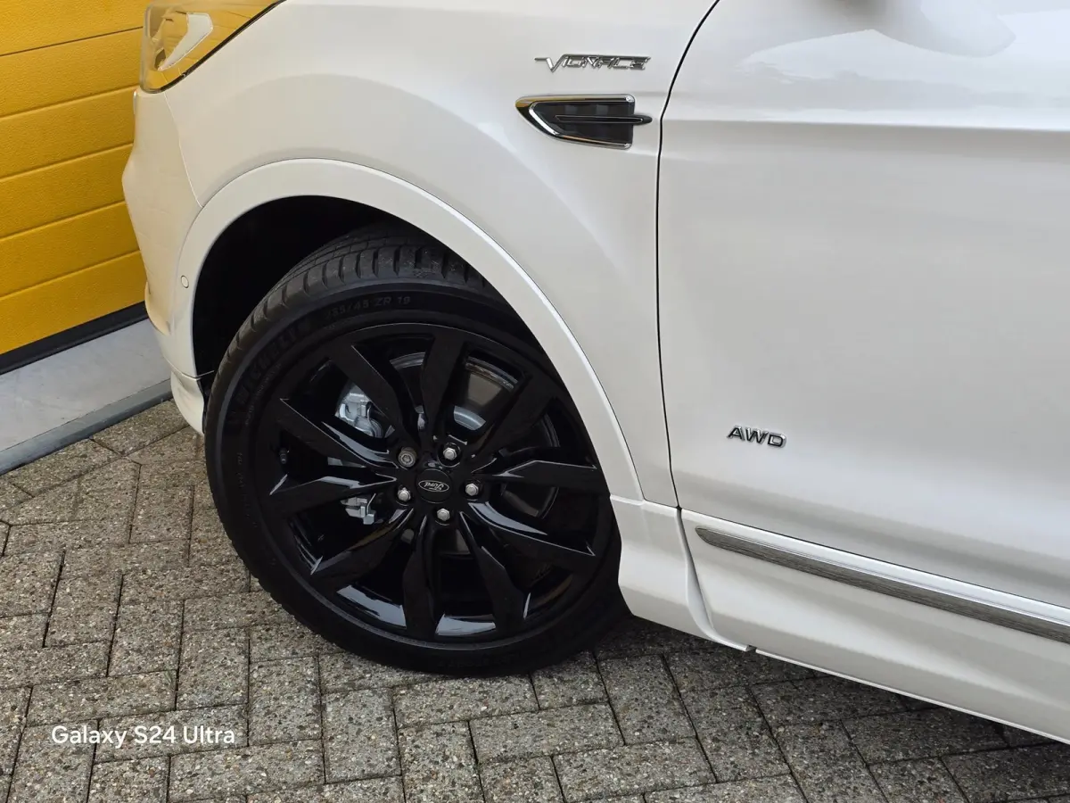 1.5 EcoBoost Vignale AWD / 182 PK / AUT / NAP / Pano / Camera / Leder / Memory / Sony / Trekhaak / Pdc / Led / 19 Inch