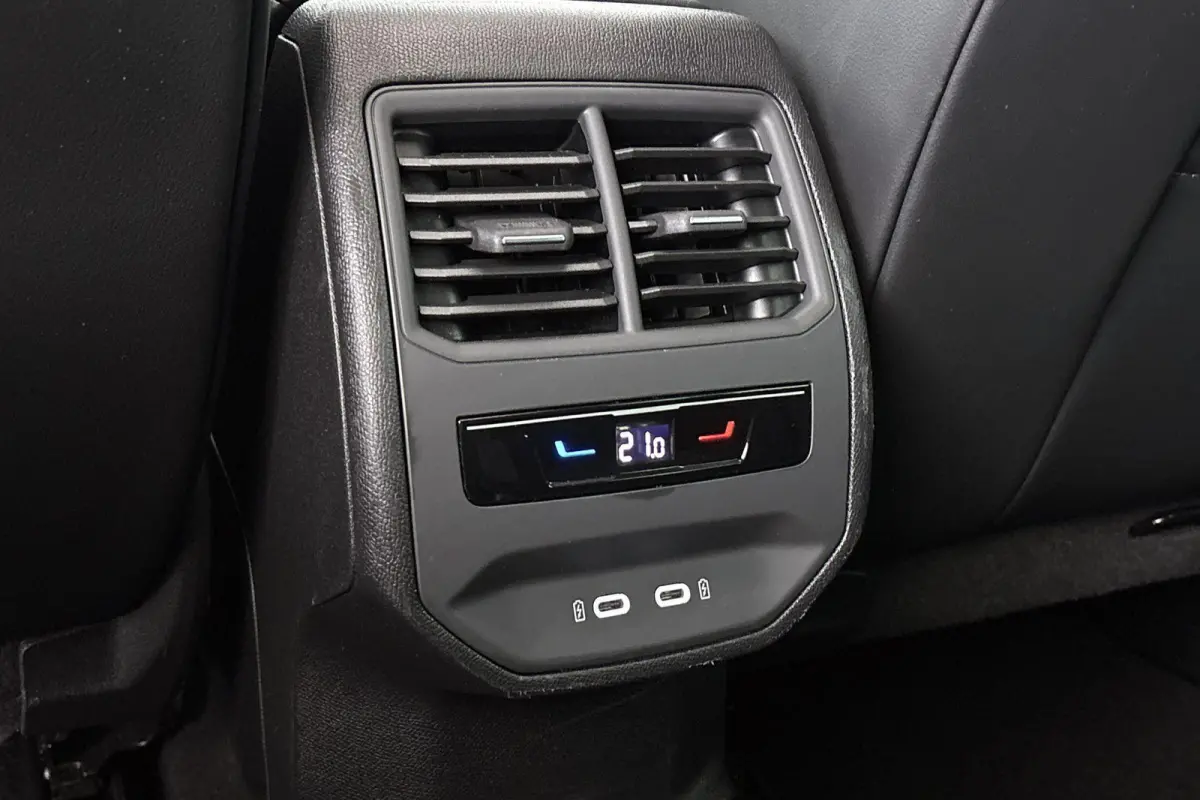 1.4 e-Hybrid Business Panoramadak Stuur-Stoelverwarming Camera