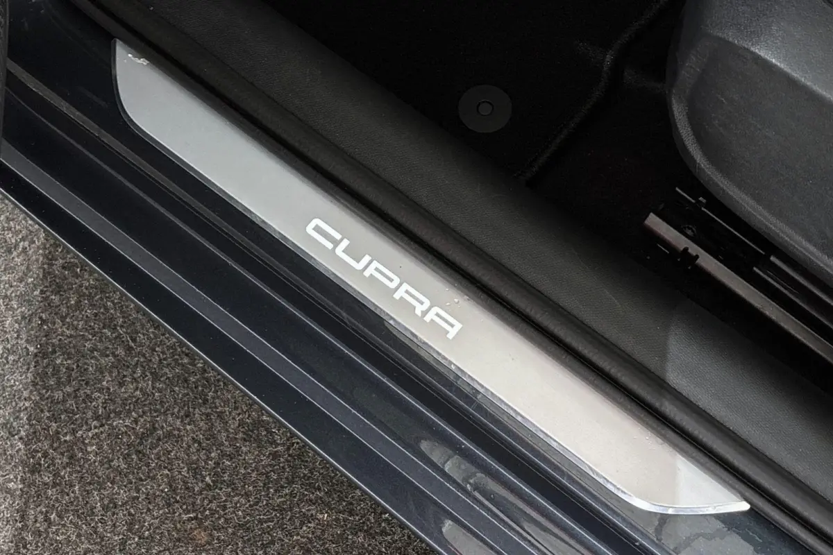 1.4 e-Hybrid Business Panoramadak Stuur-Stoelverwarming Camera