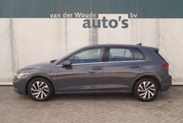 1.4 eHybrid PHEV Style Business -LEER-NAVI-ECC-LED-PDC-