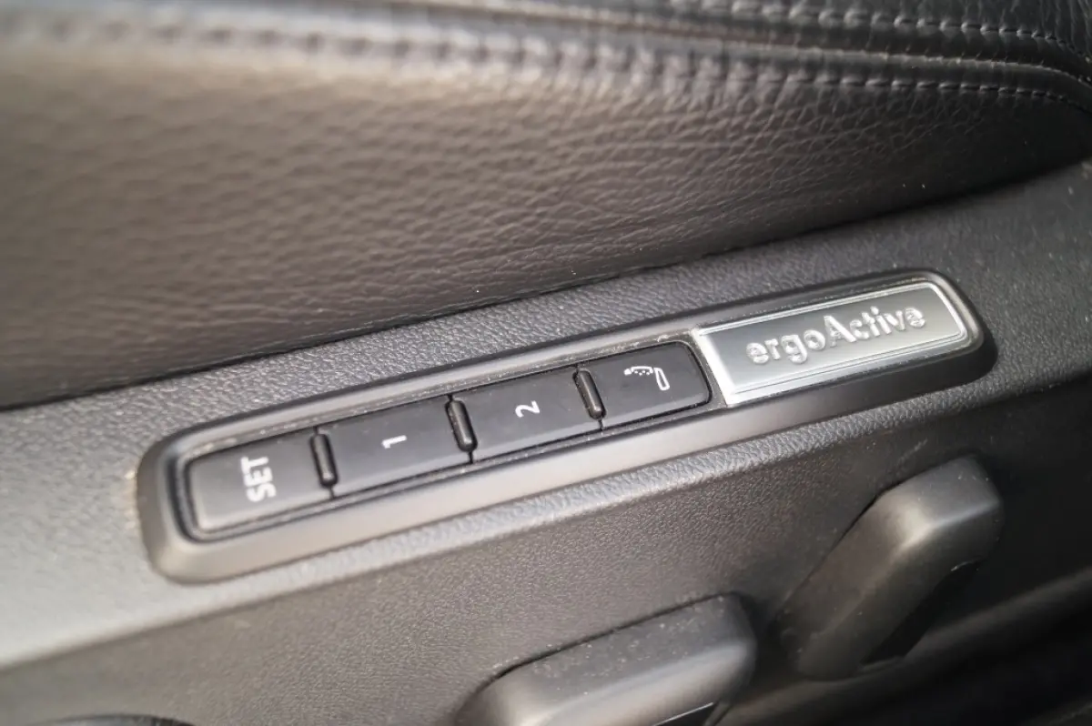 1.4 eHybrid PHEV Style Business -LEER-NAVI-ECC-LED-PDC-
