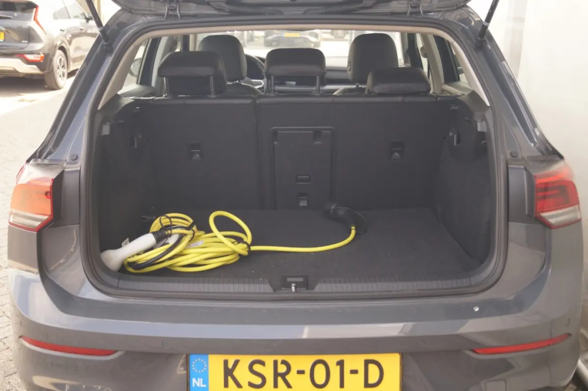 1.4 eHybrid PHEV Style Business -LEER-NAVI-ECC-LED-PDC-