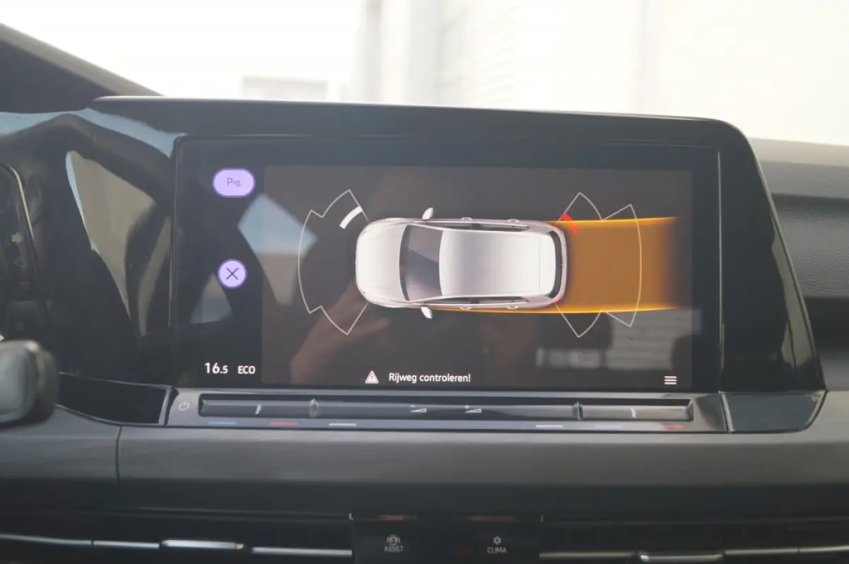 1.4 eHybrid PHEV Style Business -LEER-NAVI-ECC-LED-PDC-
