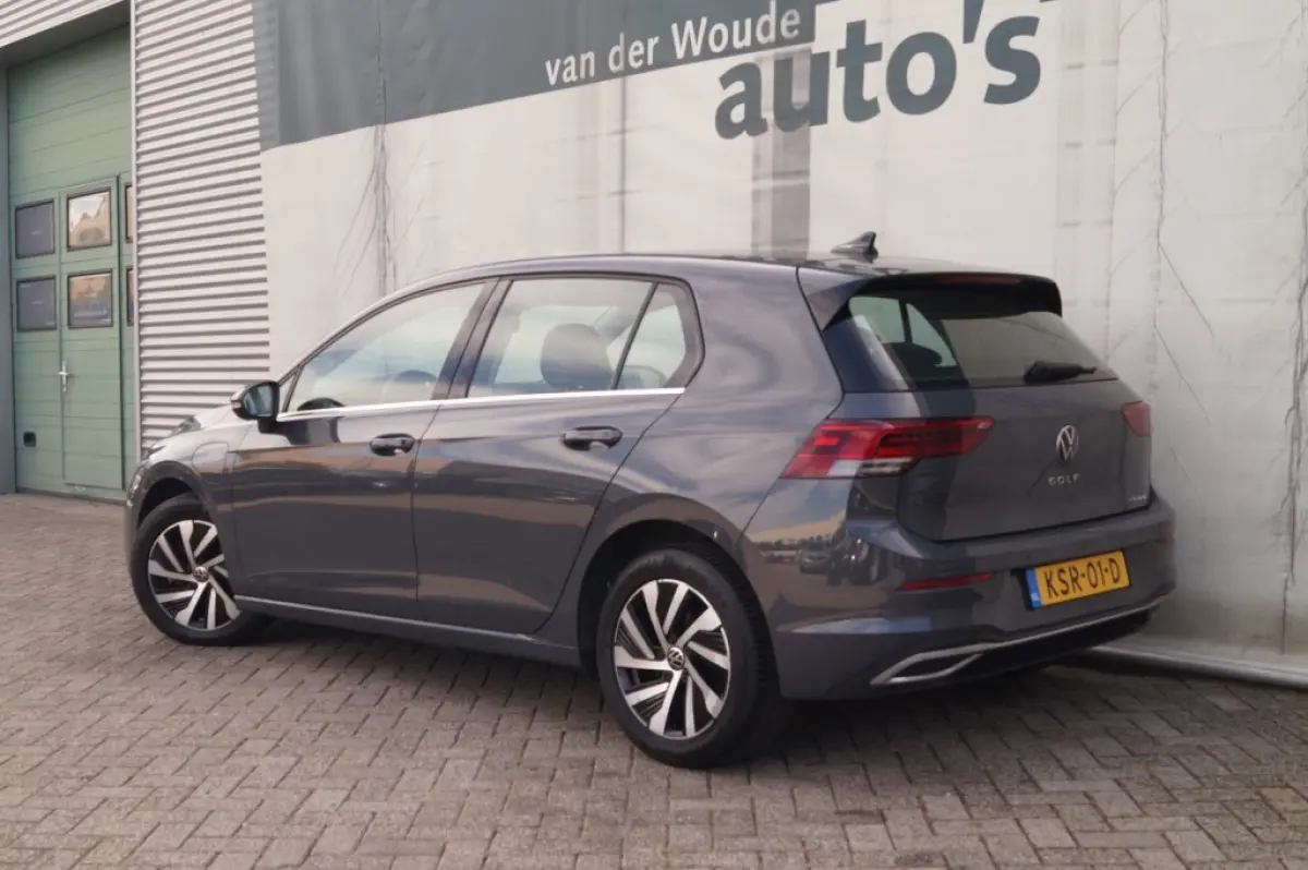 1.4 eHybrid PHEV Style Business -LEER-NAVI-ECC-LED-PDC-