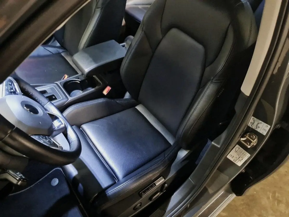 1.4 eHybrid PHEV Style Business -LEER-NAVI-ECC-LED-PDC-