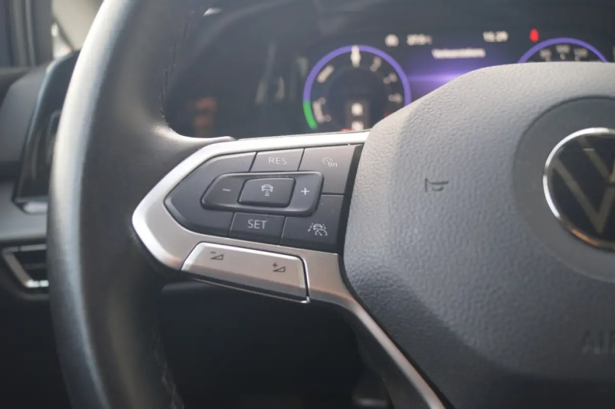 1.4 eHybrid PHEV Style Business -LEER-NAVI-ECC-LED-PDC-