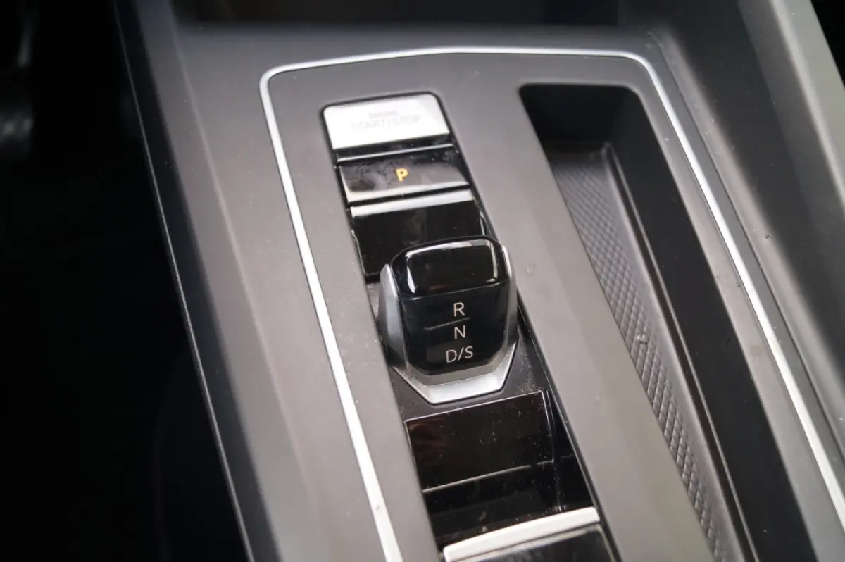 1.4 eHybrid PHEV Style Business -LEER-NAVI-ECC-LED-PDC-