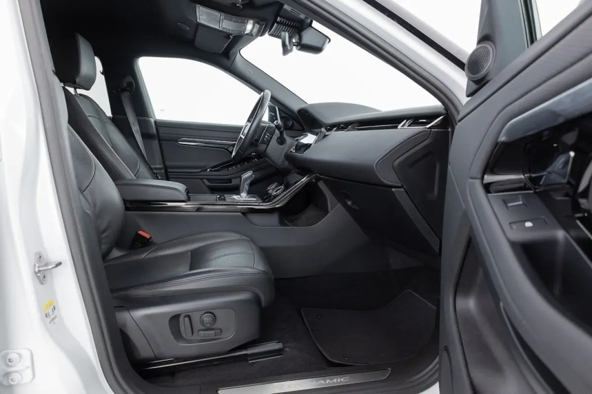 1.5 P300e AWD R-Dynamic S | LEDER | EL. STOELEN | Full LED