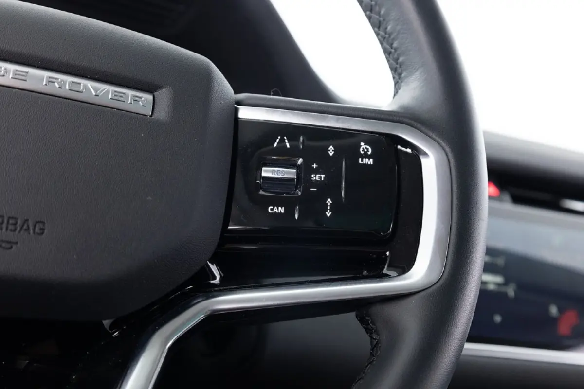 1.5 P300e AWD SE | PANORAMADAK | LEDER | MERIDIAN | Full LED !
