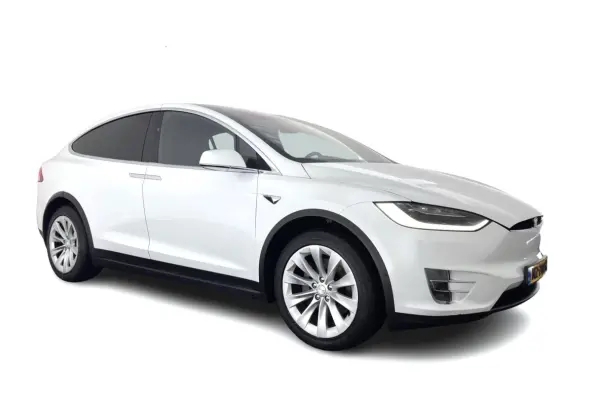 90D Base [3-Fase-17kW] {SoH-87%} (INCL-BTW) Aut. *PANO-WINDOW | AUTOPILOT | LEATHER | NAVI-FULLMAP | FULL-LED | AIRSUSPENSION | DIGI-COCKPIT | CCS-FASTLOADER | KEYLESS | DAB+ | HEATED-SPORTS