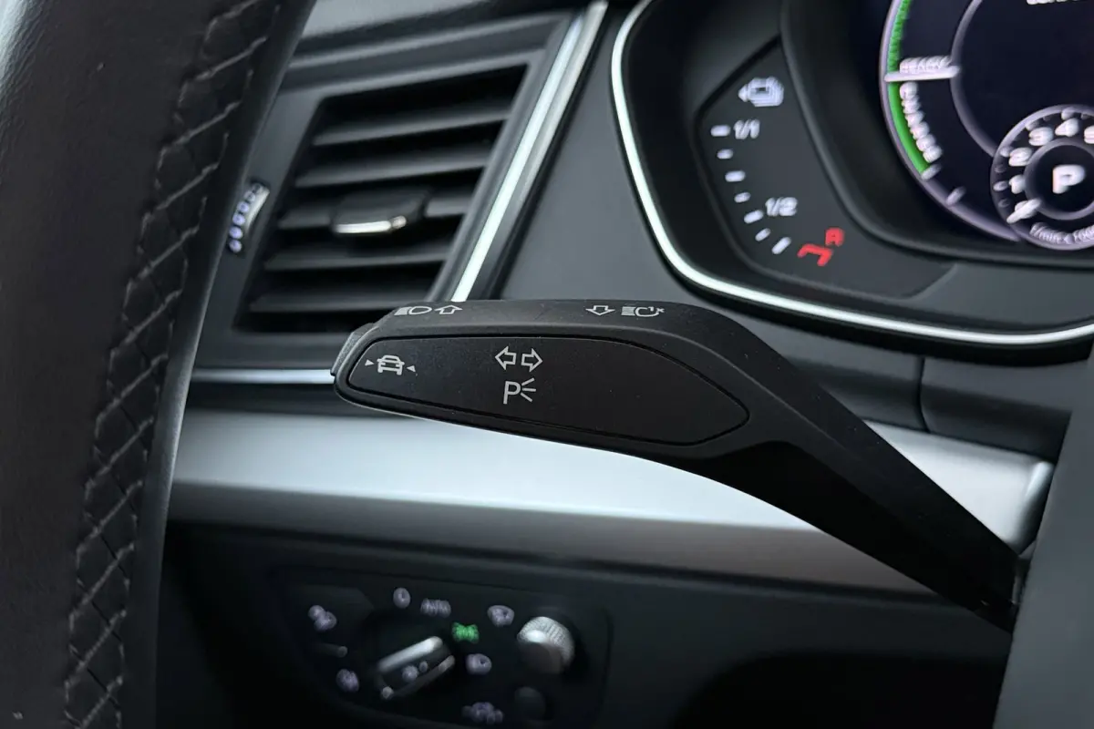 55 TFSI e quattro Competition | Luchtvering | Trekhaak | Bang & Olufsen | CarPlay | Camera | Head-Up | Digital Cockpit |