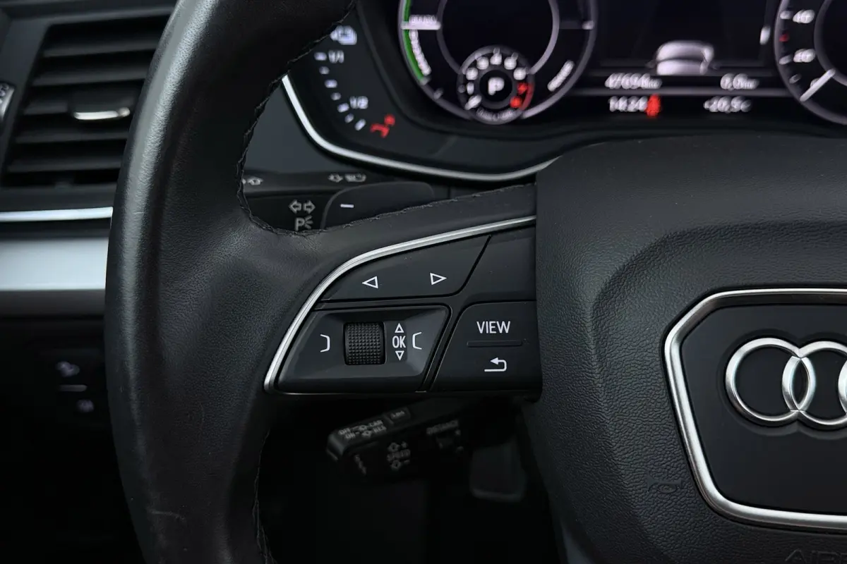 55 TFSI e quattro Competition | Luchtvering | Trekhaak | Bang & Olufsen | CarPlay | Camera | Head-Up | Digital Cockpit |