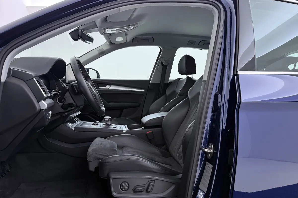 55 TFSI e quattro Competition | Luchtvering | Trekhaak | Bang & Olufsen | CarPlay | Camera | Head-Up | Digital Cockpit |