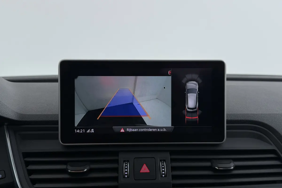 55 TFSI e quattro Competition | Luchtvering | Trekhaak | Bang & Olufsen | CarPlay | Camera | Head-Up | Digital Cockpit |