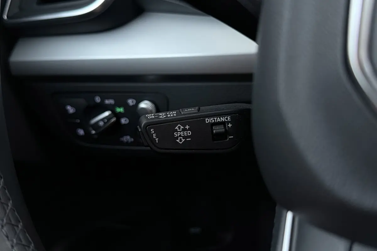 55 TFSI e quattro Competition | Luchtvering | Trekhaak | Bang & Olufsen | CarPlay | Camera | Head-Up | Digital Cockpit |