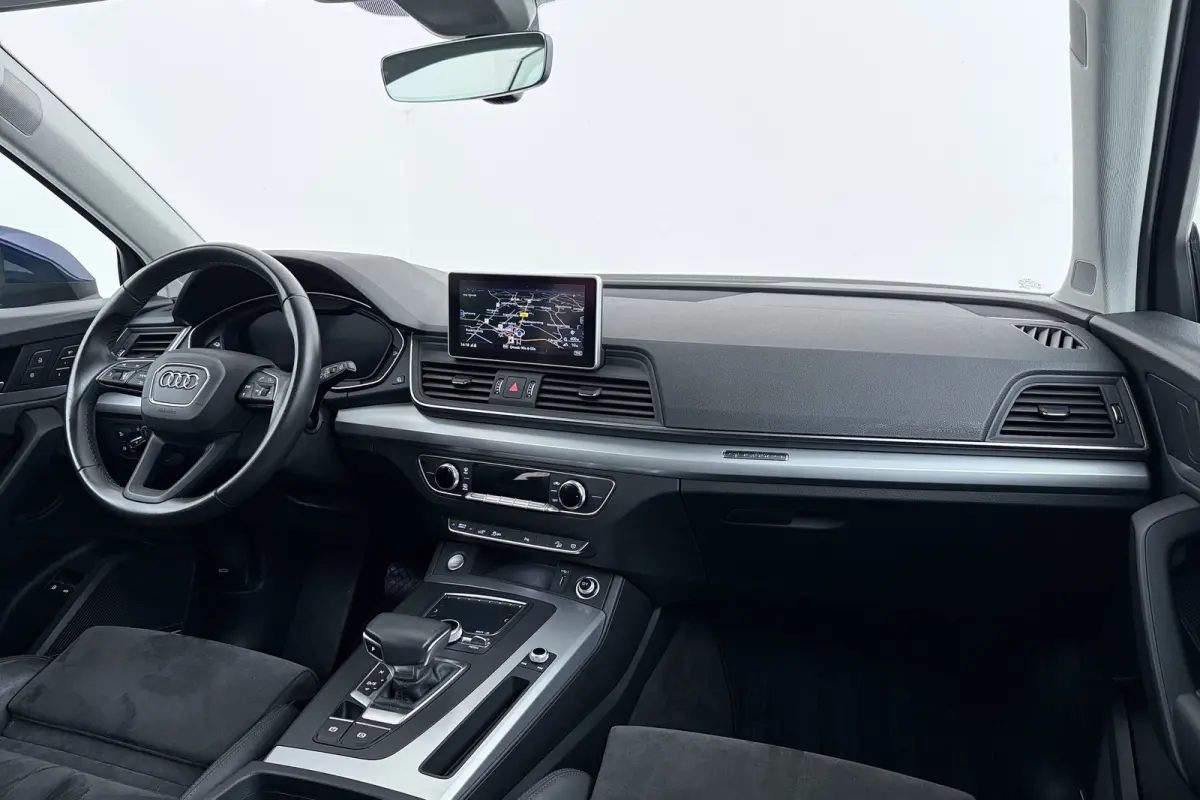 55 TFSI e quattro Competition | Luchtvering | Trekhaak | Bang & Olufsen | CarPlay | Camera | Head-Up | Digital Cockpit |