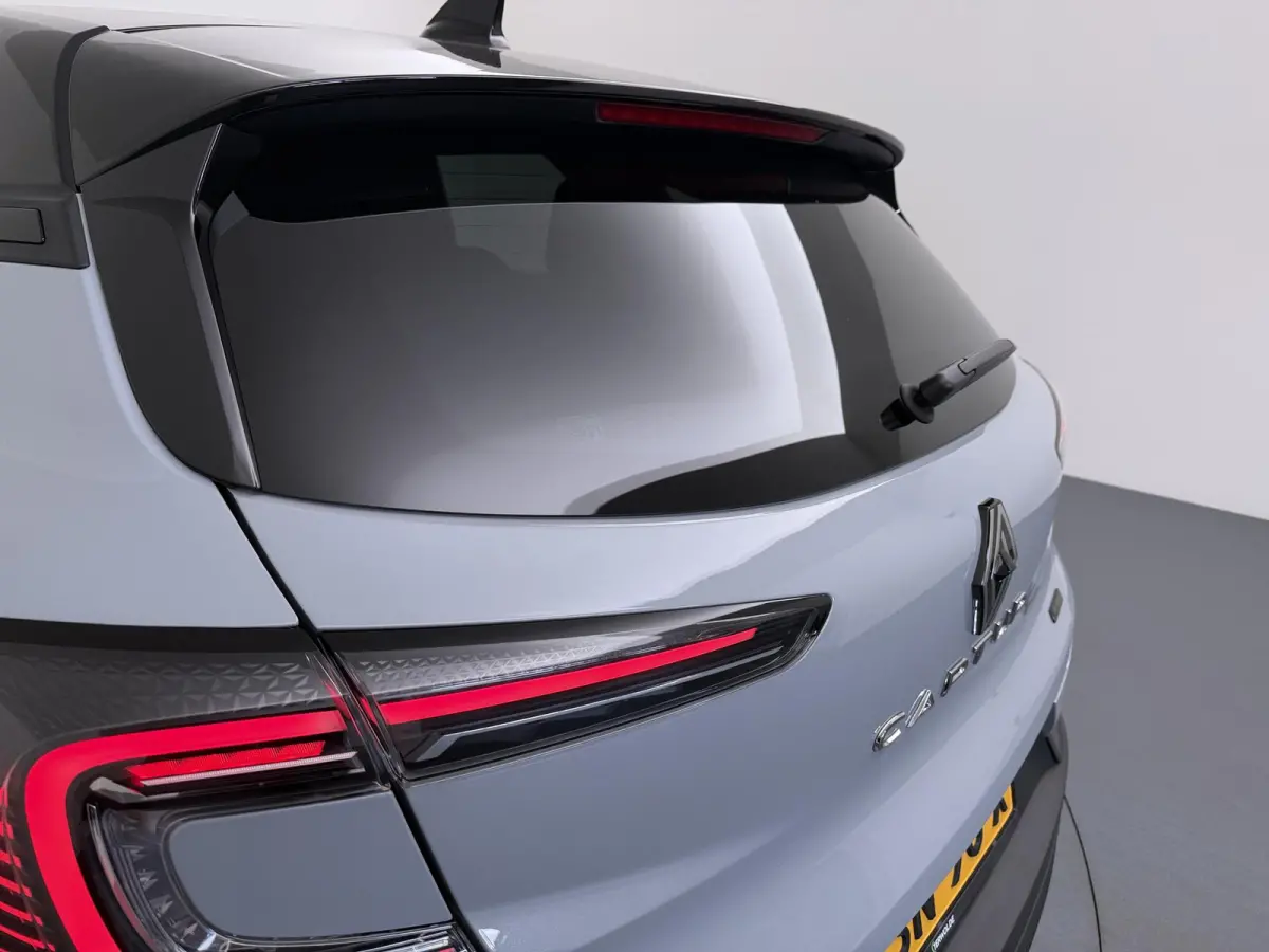 techno full hybrid E-Tech 160 | Google Navigatie | Parkeercamera | Climate Control |