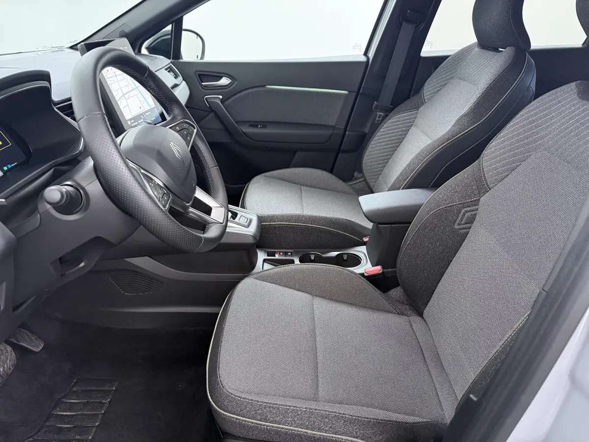 techno full hybrid E-Tech 160 | Google Navigatie | Parkeercamera | Climate Control |