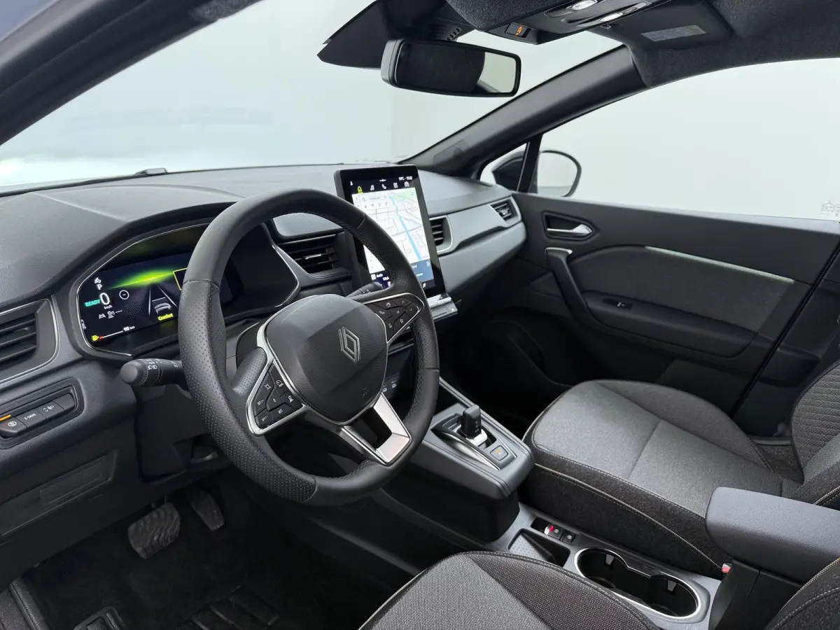 techno full hybrid E-Tech 160 | Google Navigatie | Parkeercamera | Climate Control |