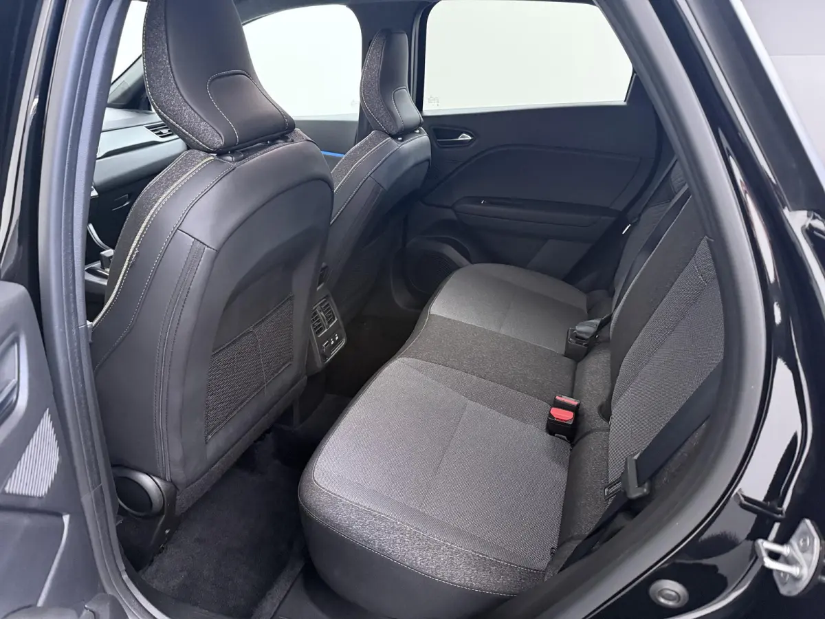 techno full hybrid E-Tech 160 | Google Navigatie | Parkeercamera | Climate Control |