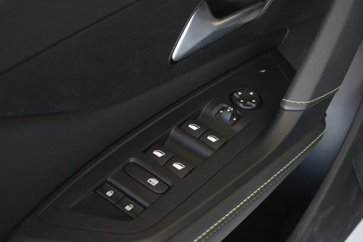 1.2 Hybrid 136 e-DCS6 GT | Achteruitrijcamera | Apple Carplay/Android Auto|telefoonintegratie premium | Cruise control adaptief met Stop&Go