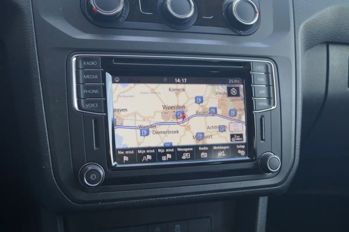 2.0 TDI Comfortline L1-H1 -NAVI-AIRCO-CARPLAY-