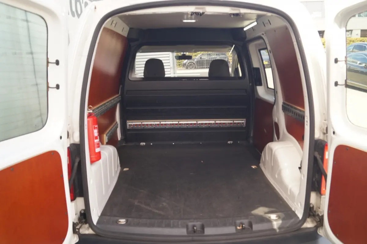 2.0 TDI Comfortline L1-H1 -NAVI-AIRCO-CARPLAY-