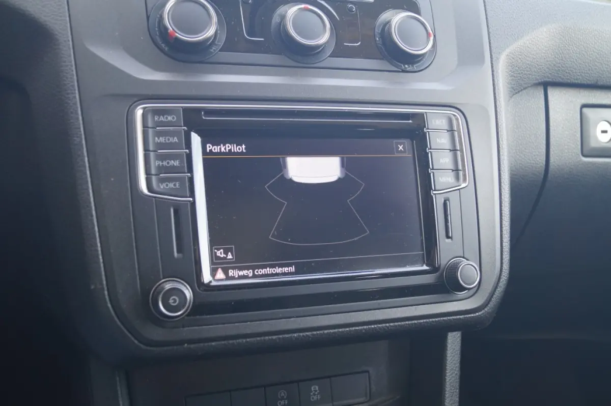 2.0 TDI Comfortline L1-H1 -NAVI-AIRCO-CARPLAY-