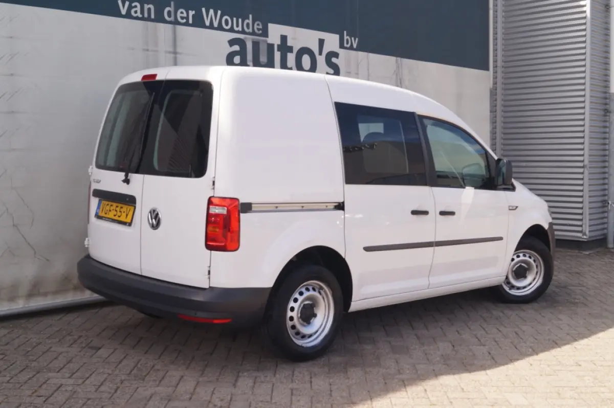 2.0 TDI Comfortline L1-H1 -NAVI-AIRCO-CARPLAY-