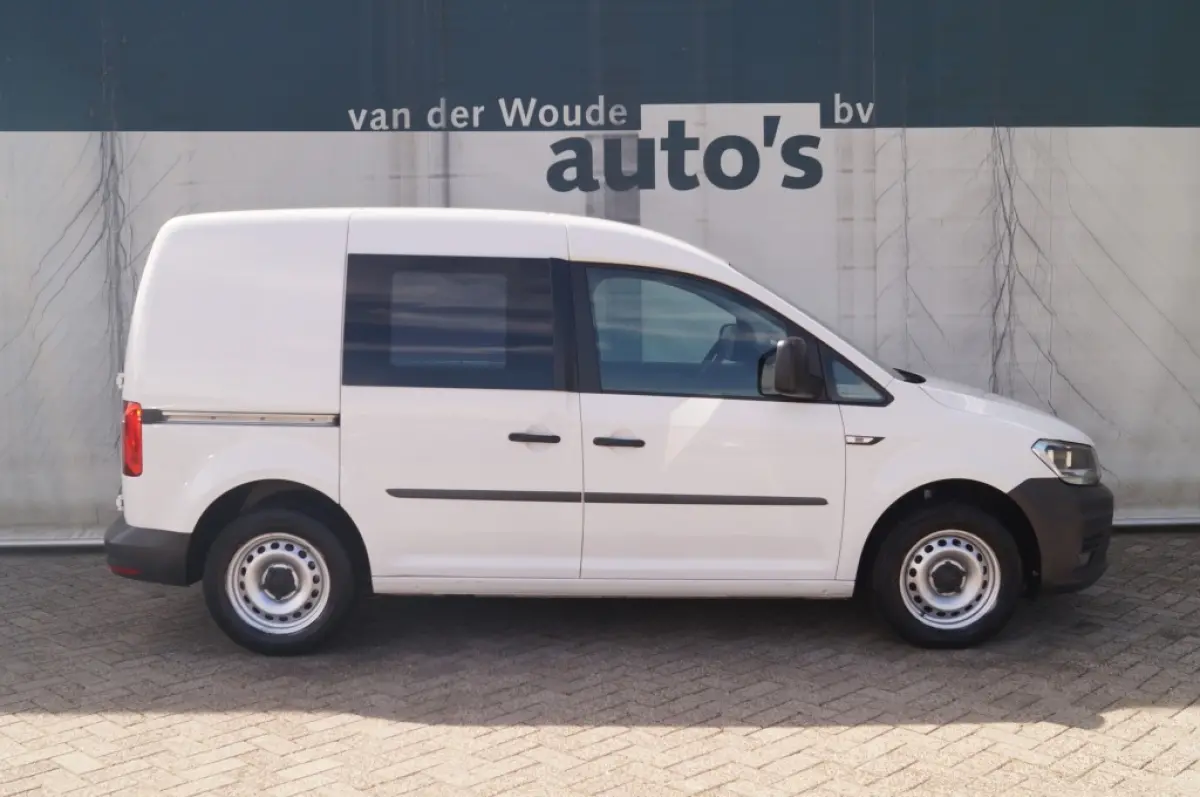 2.0 TDI Comfortline L1-H1 -NAVI-AIRCO-CARPLAY-