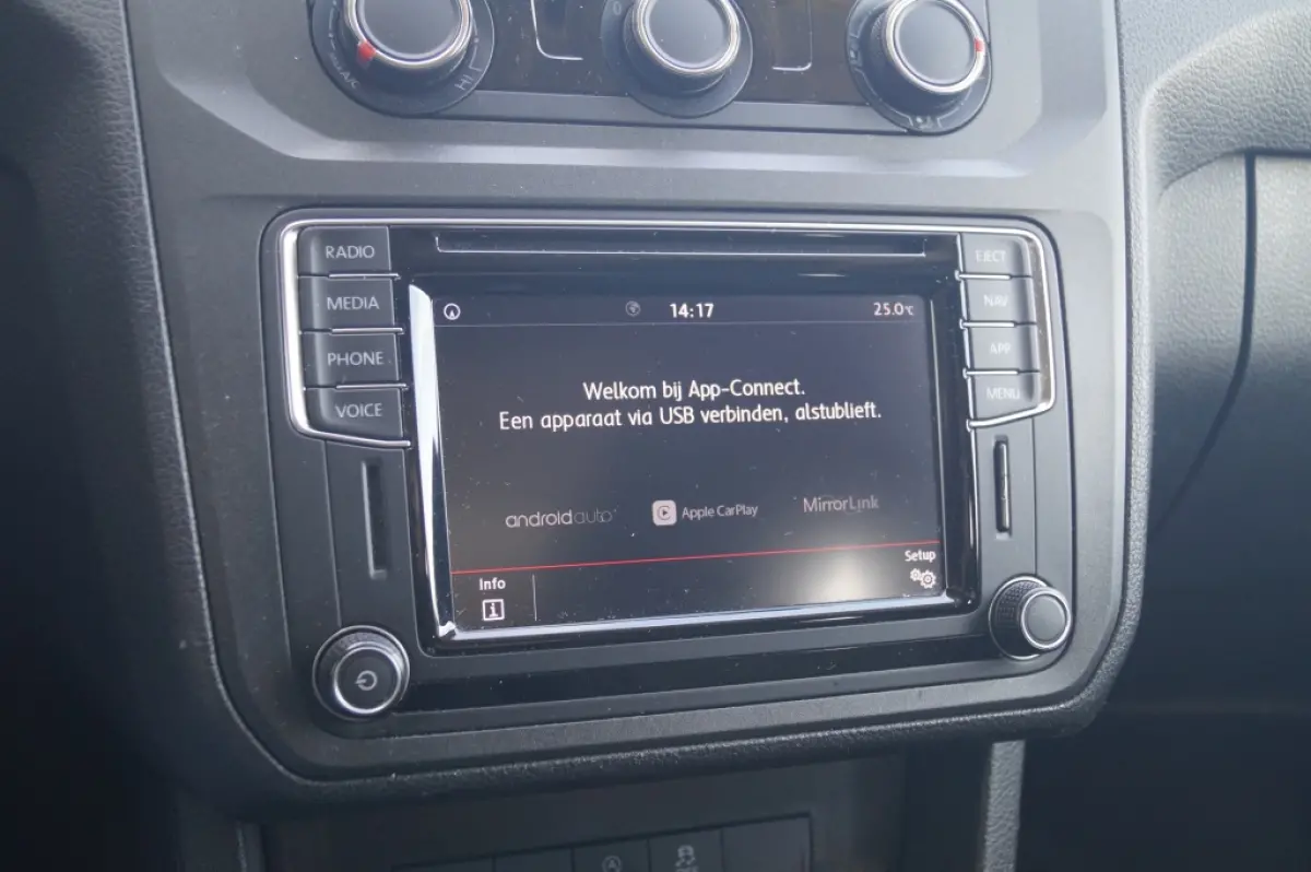 2.0 TDI Comfortline L1-H1 -NAVI-AIRCO-CARPLAY-