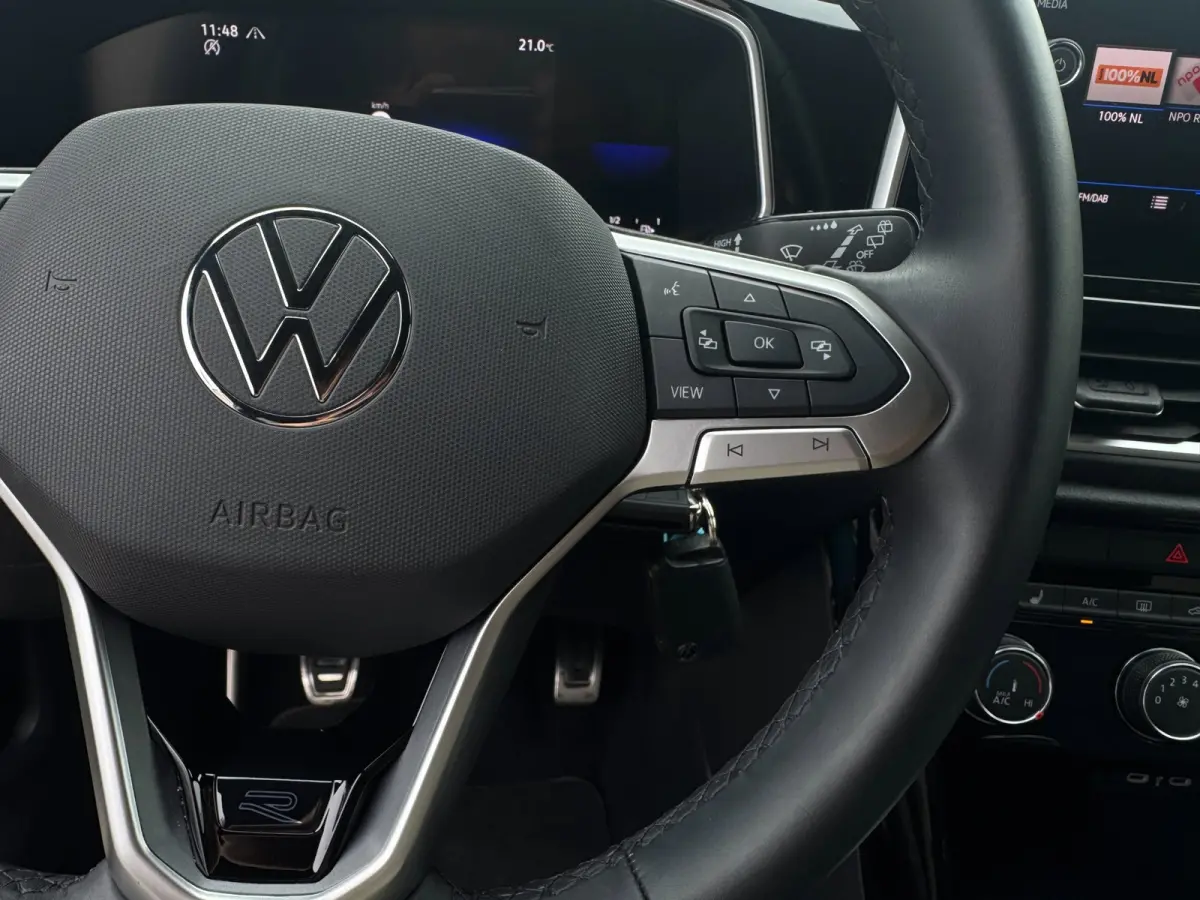 1.0 TSI R-Line Ascot Grey / IQ-light / Carplay / ACC / PDC / Stoelverwarming / Digitiale cockpit / Zwarte hemel