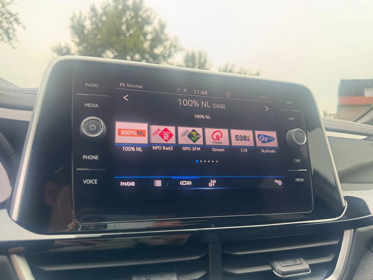 1.0 TSI R-Line Ascot Grey / IQ-light / Carplay / ACC / PDC / Stoelverwarming / Digitiale cockpit / Zwarte hemel
