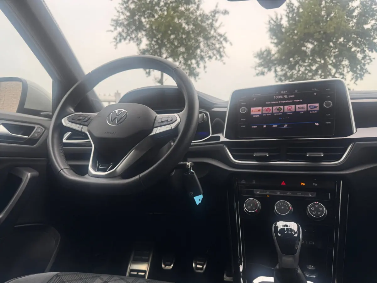 1.0 TSI R-Line Ascot Grey / IQ-light / Carplay / ACC / PDC / Stoelverwarming / Digitiale cockpit / Zwarte hemel