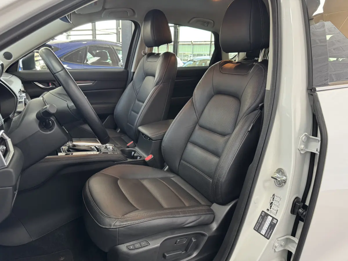 2.5 4WD SkyActiv-G 194 Luxury HUD BOSE