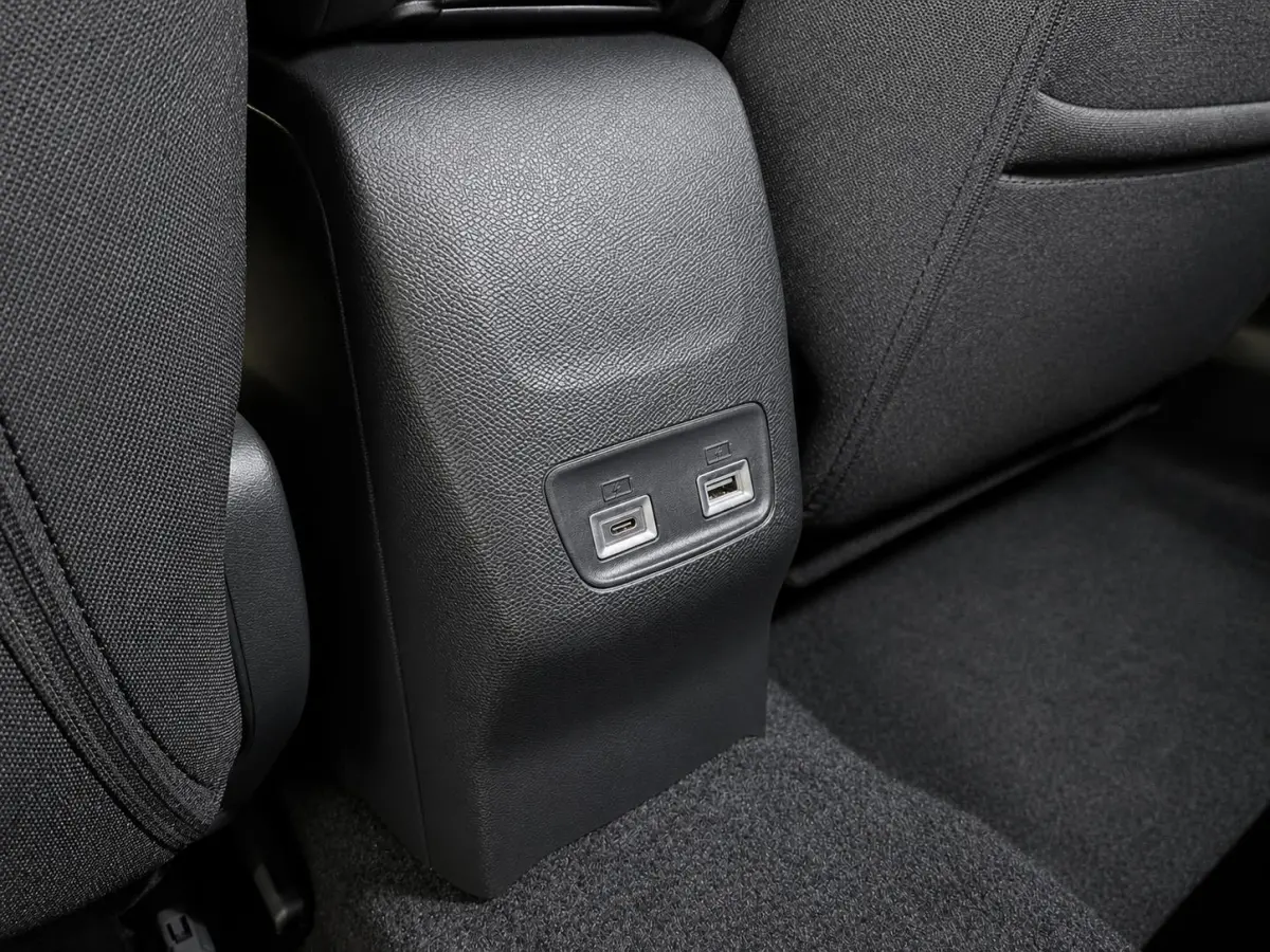 EV Allure Pack 54 kWh Navigatie by Apple Carplay Android Auto Climate Control Parkeer sensoren Cruise Control LED Koplampen