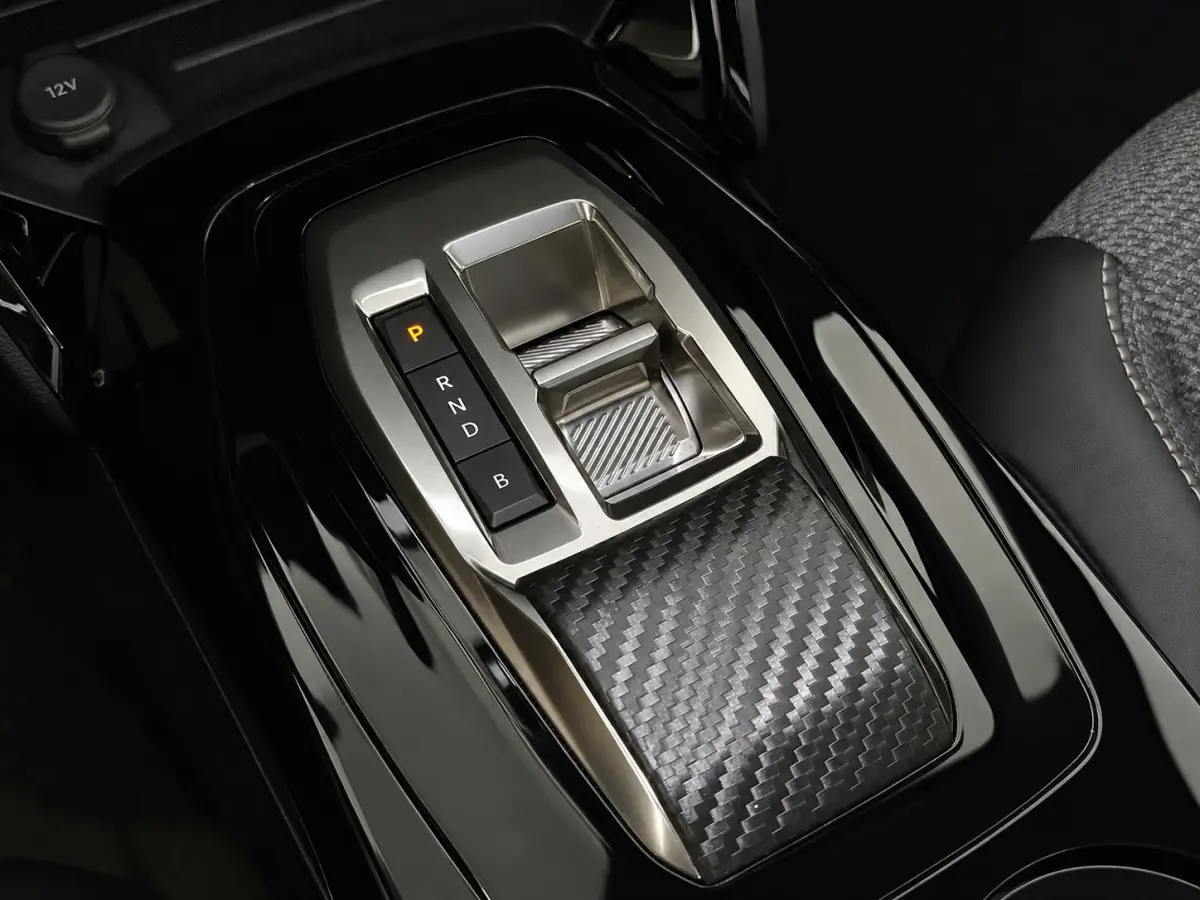 EV Allure Pack 54 kWh Navigatie by Apple Carplay Android Auto Climate Control Parkeer sensoren Cruise Control LED Koplampen