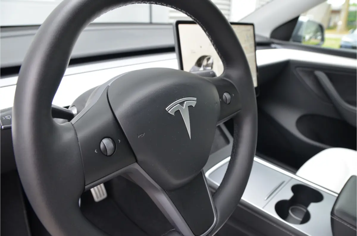 Performance AWD 75 kWh AutoPilot3.0 Ryzen