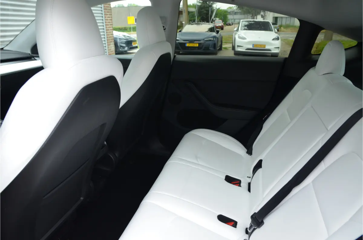 Performance AWD 75 kWh AutoPilot3.0 Ryzen