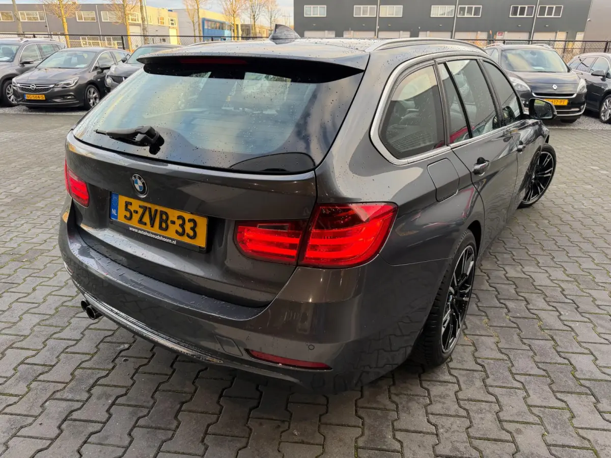 328i High Executive Panoramadak sportstoelen 245 PK